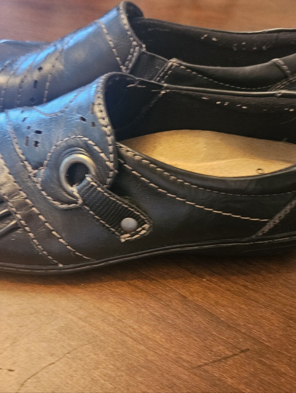 Earth Origins Black Leather Slip-On Loafers for Women New Size 8M - Picture 2 of 6